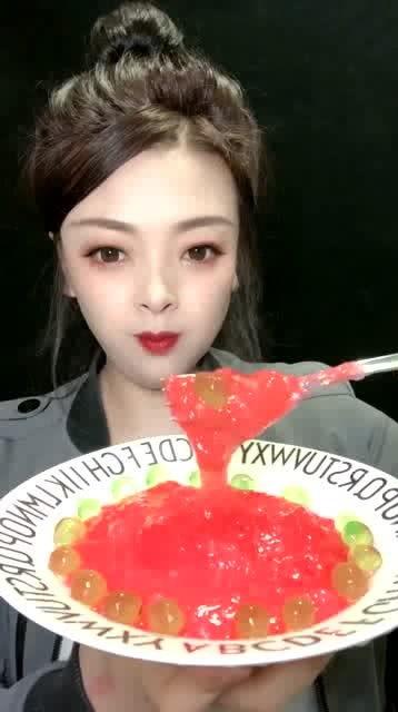 娱乐吃瓜酱甜甜的恋爱,揭秘“娱乐吃瓜酱甜甜的恋爱”背后的浪漫故事